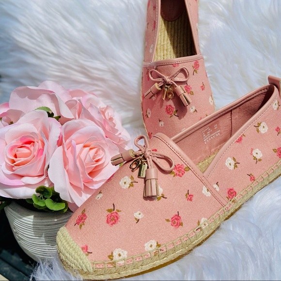 🆕️🌷 COACH ESPADRILLES PINK W FLORAL DESIGN NIB - Picture 2 of 8